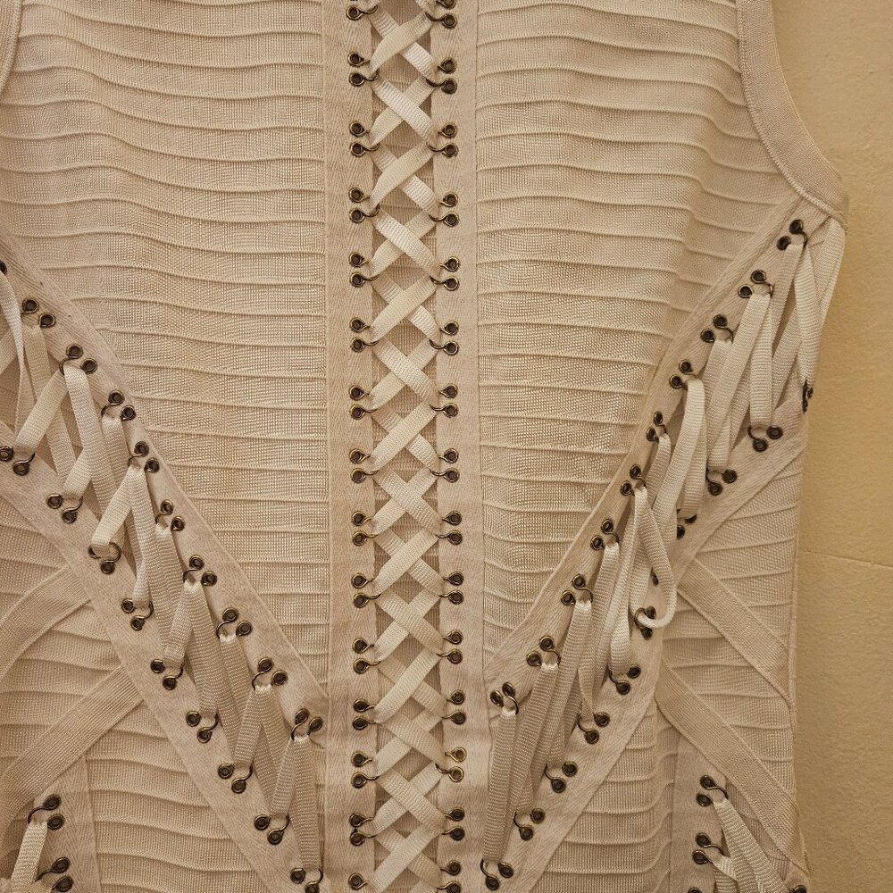 Form fitting white dress